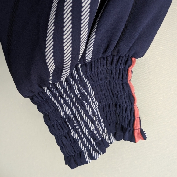 Express Women's Medium Blouse | Blue w/Warm Pink & White | Like New - Picture 5 of 7